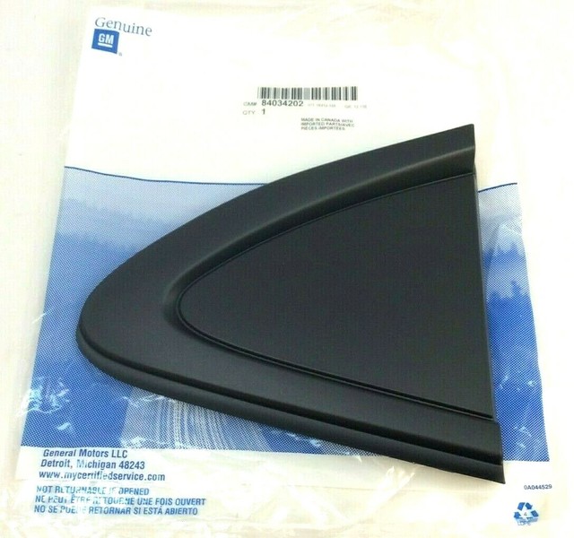 20162019 Chevrolet Cruze rear driver side black Window Bezel Molding