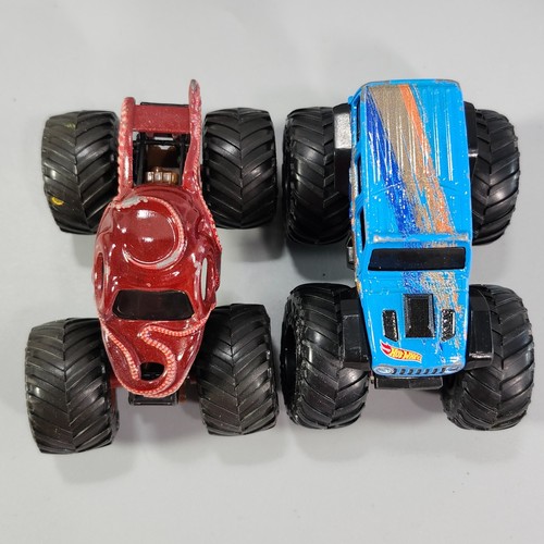 Monster Jam Hot Wheels Lot Of 6 Jeep Fire Thanos Segundo Octon8er Iron Man 1:64 - Picture 16 of 24