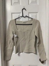 Aritzia Babaton Sculpt Knit Sweetheart Neckline Long Sleeve Beige Top