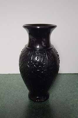 Vintage L.E. Smith Black Amethyst Glass 5'' Bud Vase Embossed Daisy Pattern 