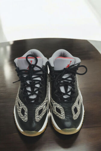 Zapatillas Air Jordan Hombre Talla 7 Mujer 8.5 Retro 11 XI Low IE Negro Cemento - Imagen 2 de 8