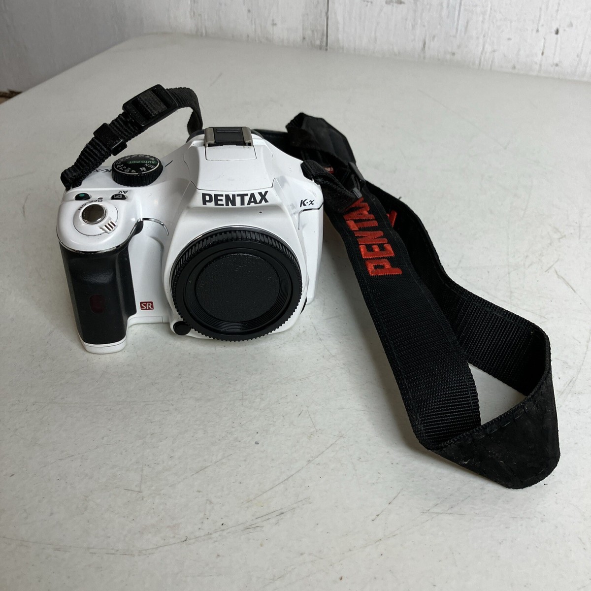 Pentax K-X SR 12.4mp DSLR White Camera Body Only | eBay Pentax K-X SR 12.4mp DSLR White Camera Body Only | eBay