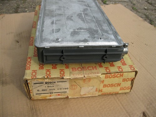 Unidad de control de inyección Saab 99E 1,7L 63 KW Bosch D-Jetronic NUEVO/NOS0280000010 - Imagen 2 de 6