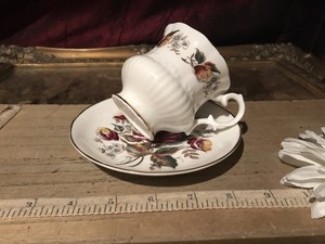 Royal-Sutherland-Fine-Bone-China-Made-In-England-Cup-amp-Saucer-Multi-Floral