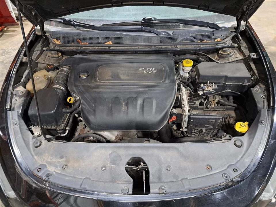 Lámpara trasera lateral del conductor Lh 2013 Dart Sku#4089266 Foto 2 de 4