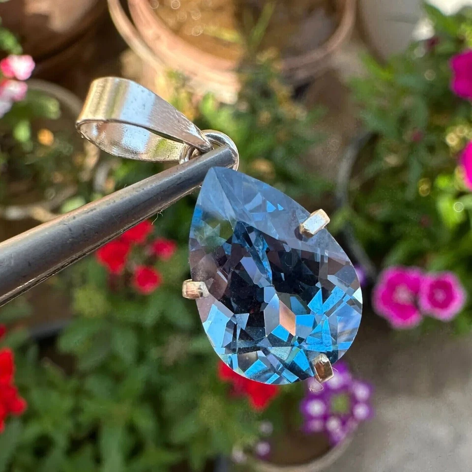 30+ CT BLU ACQUAMARINA ARGENTO TEDESCO SOLITARIO A FORMA DI PERA PIETRA... - Immagine 2 di 4