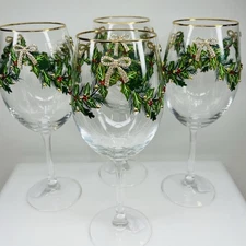 NEW Christmas WINE GLASSES Stem Rhinestone Gold Bow Holly Garland Jewel SET OF 4