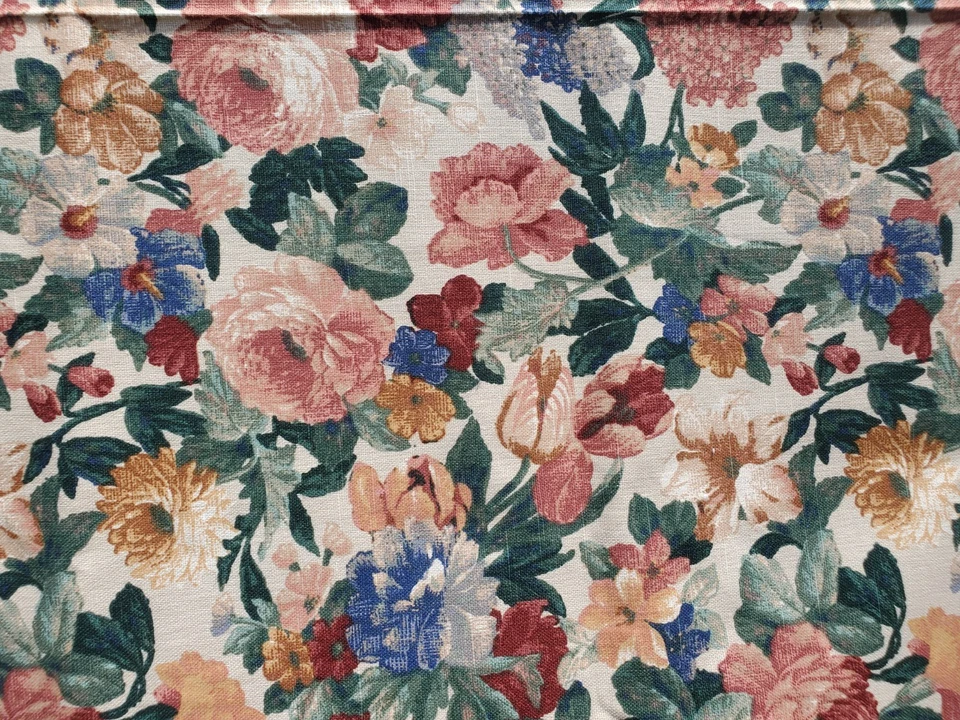 Vintage 54" X 3.5y Potpourri Collection Exclusively by Western Fabric Floral - Image 2 of 4