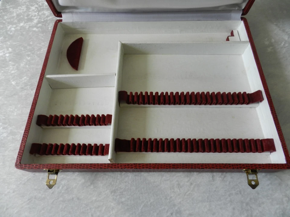 Ancien coffret / ménagère boite couverts plaqué argent Comptoir Cardinet Paris - Photo 4/4