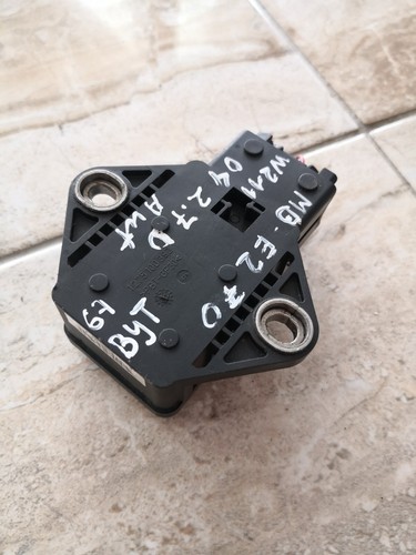 Mercedes-Benz 2004/Esp turn yaw rate sensor/0265005246/A0025426618 - Picture 6 of 6