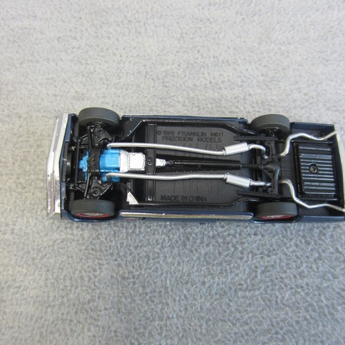 Franklin Mint Pontiac GTO Vintage 1/43 Diecast Car Functional Doors Blue - Picture 8 of 9