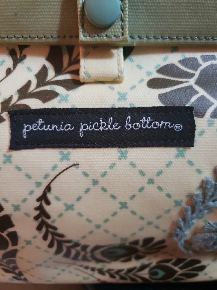 Bolso de mano Cross Town Petunia Pickle Bottom Foto 2 de 4