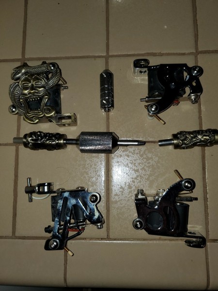 Tattoo Machine Kit - 4 Machines with Case, handles and Accessories