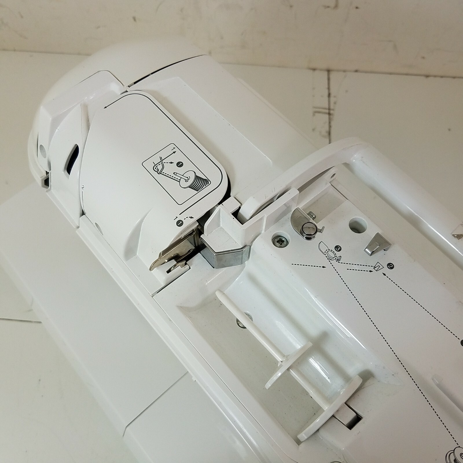 Baby Lock BLG3 Ellegante 3 Embroidery and Sewing Machine Digital