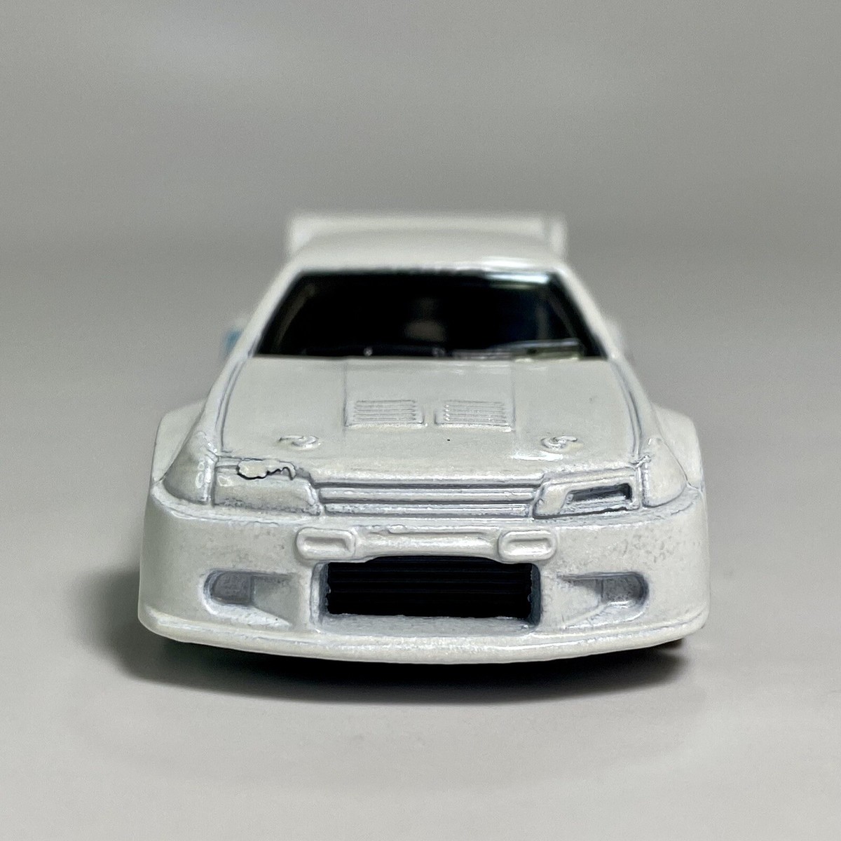 Nissan Skyline GT-R [R32] GODZILLA 1:64 Diecast Diorama Model Car
