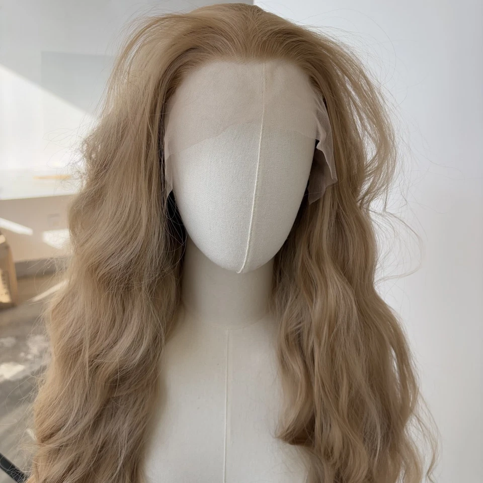 Pelucas frontales de encaje largo ondulado rubio cabello sintético resistente al calor suaves Foto 3 de 4