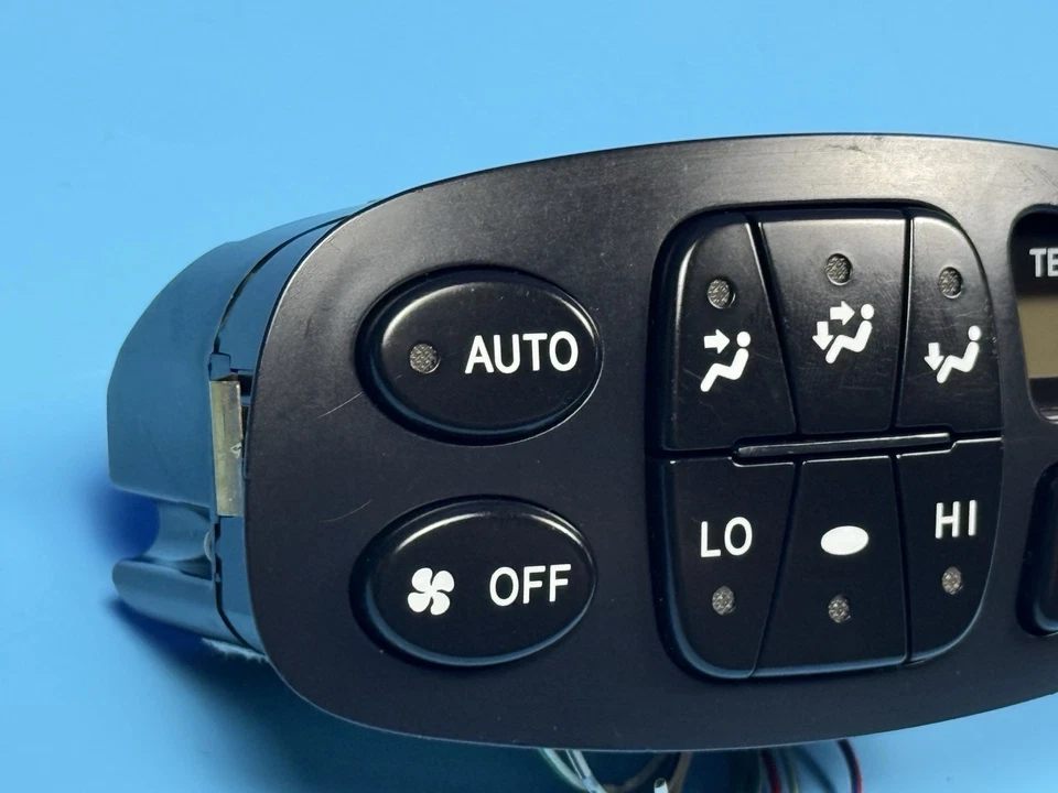 2001- 07 TOYOTA SEQUOIA REAR CLIMATE CONTROL HEAT A/C SWITCH 559000C020 OEM - Image 2 of 4