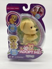 Fingerlings Adopt Me DOG Puppy Interactive Pet 40 Sounds Reactions NEW