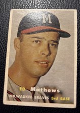 1957 Topps Baseball #250 Eddie Mathews VGEX +/-