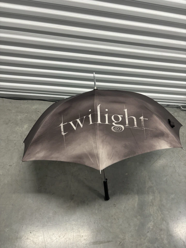 Official Twilight Umbrella Edward And Bella Meadow NACA Rare - Image 3 of 4