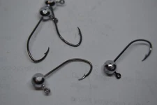 1/32 #6 BALL JIG HEAD NO COLLAR MUSTAD BLACK SICKLE HOOKS 100 CNT JIG TYING
