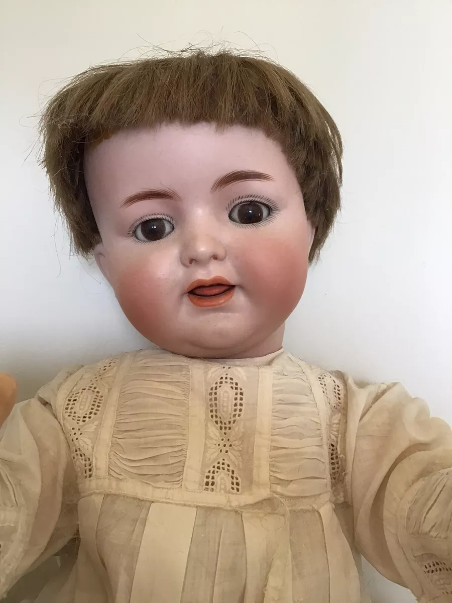 Fine Large German All-Bisque Doll with Rare Shoes Attributed to Simon and  Halbig 1100/1500 Auctions Online, Proxibid