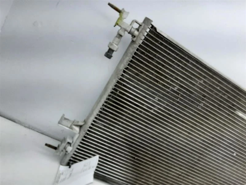 Condensador de CA para Cadillac XTS 13-19 23305638 Foto 4 de 4