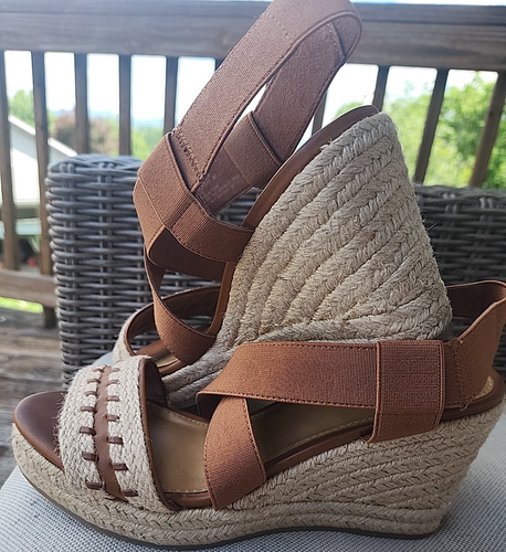 G.H. Bass & Co. Women's Rylee Wedge Sandals Red Women's Size 10 - Picture 15 of 18