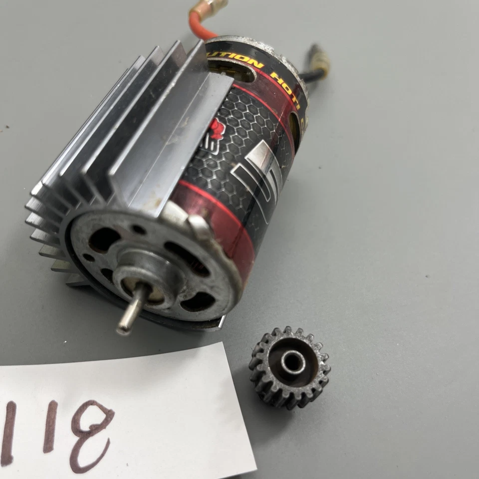Redcat Racing Everest 10 RC Hexfly 550 Brushed Motor with heat sink - Image 2 of 4