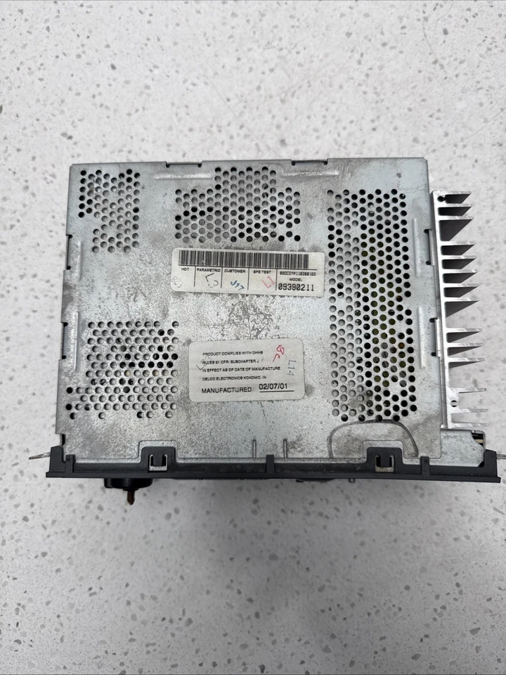 01-04 Corvette C5 Radio Estéreo Reproductor de CD Am/Fm 09390211 OEM Foto 4 de 4