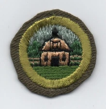 Farm Layout & Bldg. Arrangement Merit Badge Typ E Khaki Narrow Crimped (1947)