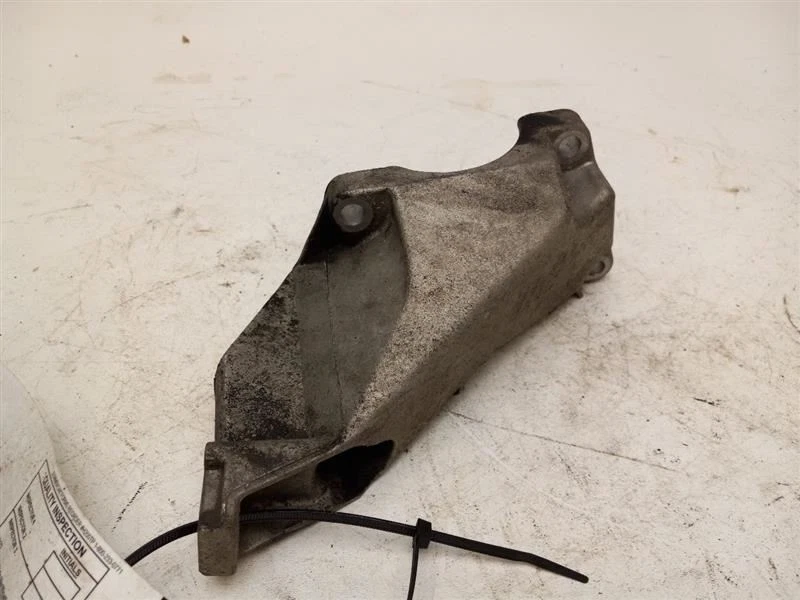 Soporte de montaje del motor Audi A4 2007 Foto 4 de 4