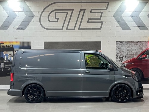 2024 - VW T6.1 Transporter Highline 150 - GTE-R - Picture 4 of 24