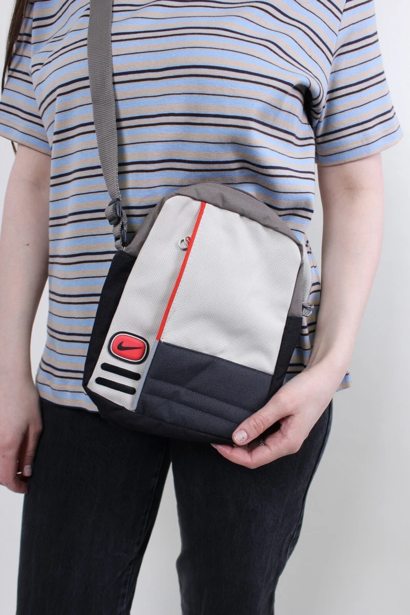 y2k Nike crossbody bag, square messenger 00s sport wear bag