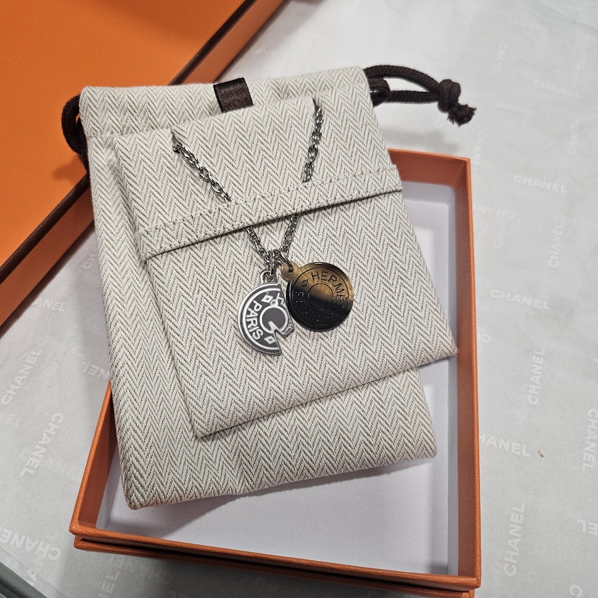 Brand New Hermès Carrousel Collier Necklace Palladium Coated