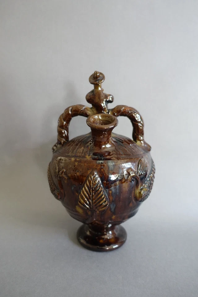 Ancienne gargoulette en terre cuite vernissée brune  Art populaire Normandie? - Photo 4/4