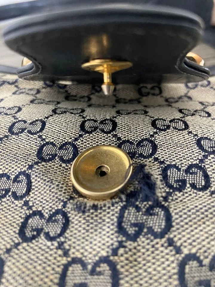 GUCCI Shoulder Bag Interlocking GG Pattern Canvas… - image 16