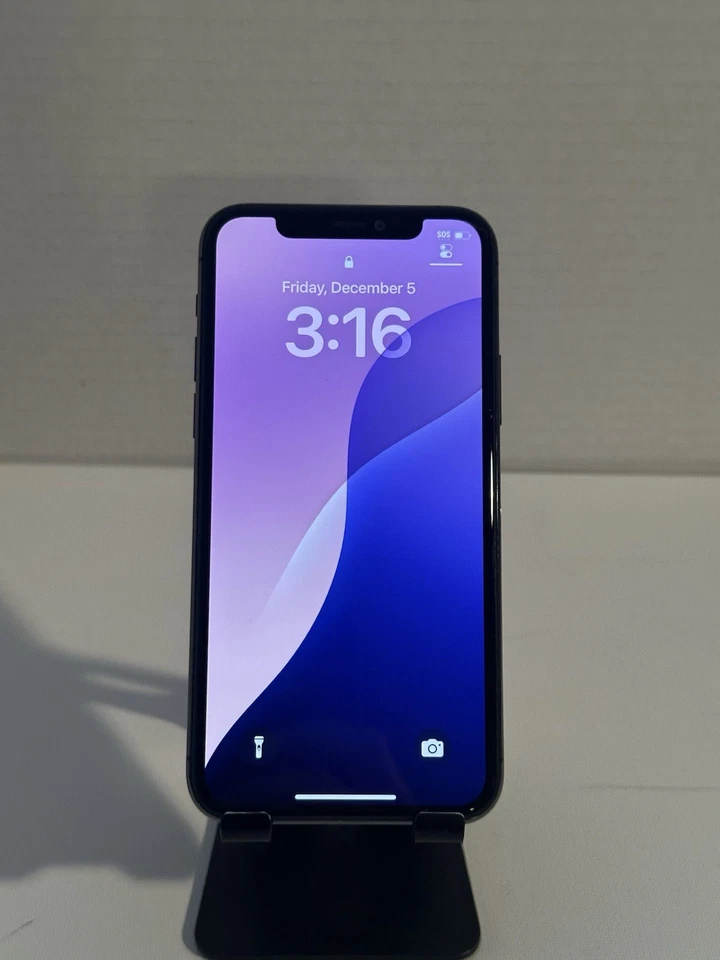 Apple iPhone 11 Pro 256GB Unlocked - Good Condition - Space Grey - READ - Image 2 of 4