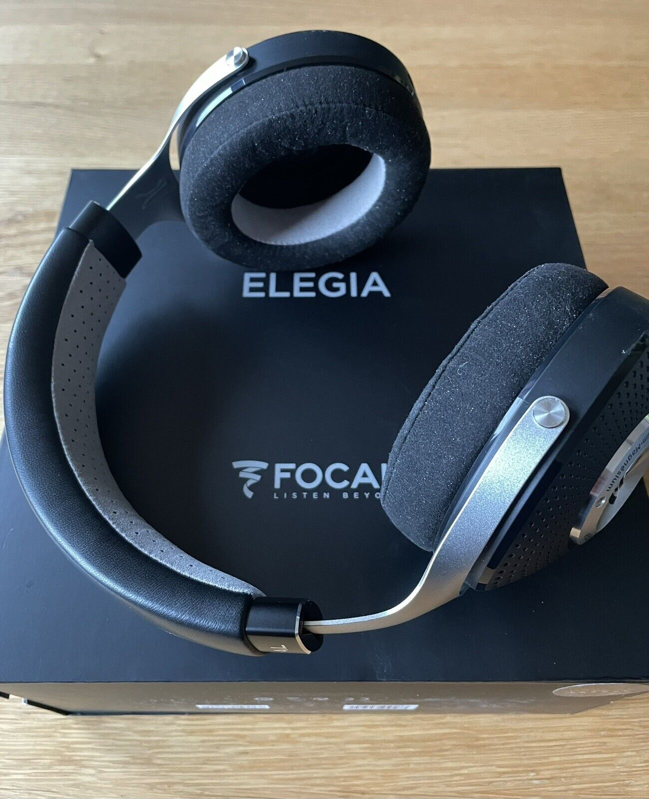 Focal Elegia Ohrumschließender High-Fidelity-Kopfhörer