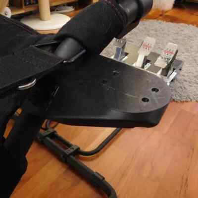 L/R PLAYSEAT CHALLENGE THRUSTMASTER TH8 SHIFTER MOUNT