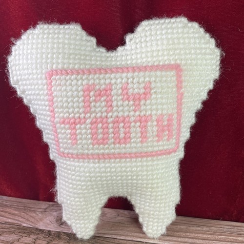 Tooth Fairy Pouch 3D Yarn Plastic Canvas Stitch Vintage My Tooth Pillow - 第 2/5 張圖片