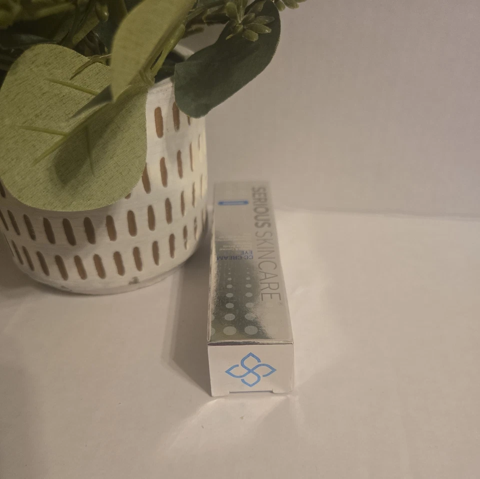 Serious Skin Care CC Cream EYE CORRECT & CONCEAL .5oz Full Size SEALED - Image 4 of 4