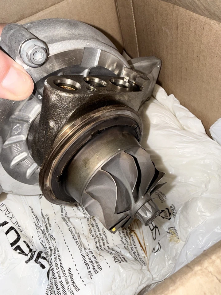 Подлинный BMW X4 M40i Turbo G02 2024 - Изображение 4 из 4