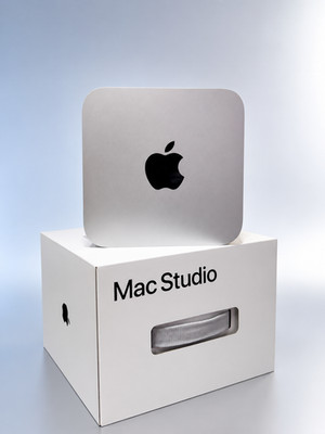 Apple Mac Studio M1 Max 10-Core CPU 32-Core GPU 64GB RAM 4TB SSD 2022