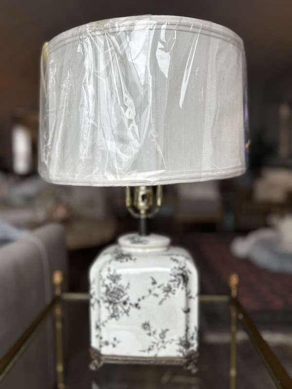 Porcelain Table Lamp - Chambers & Co.