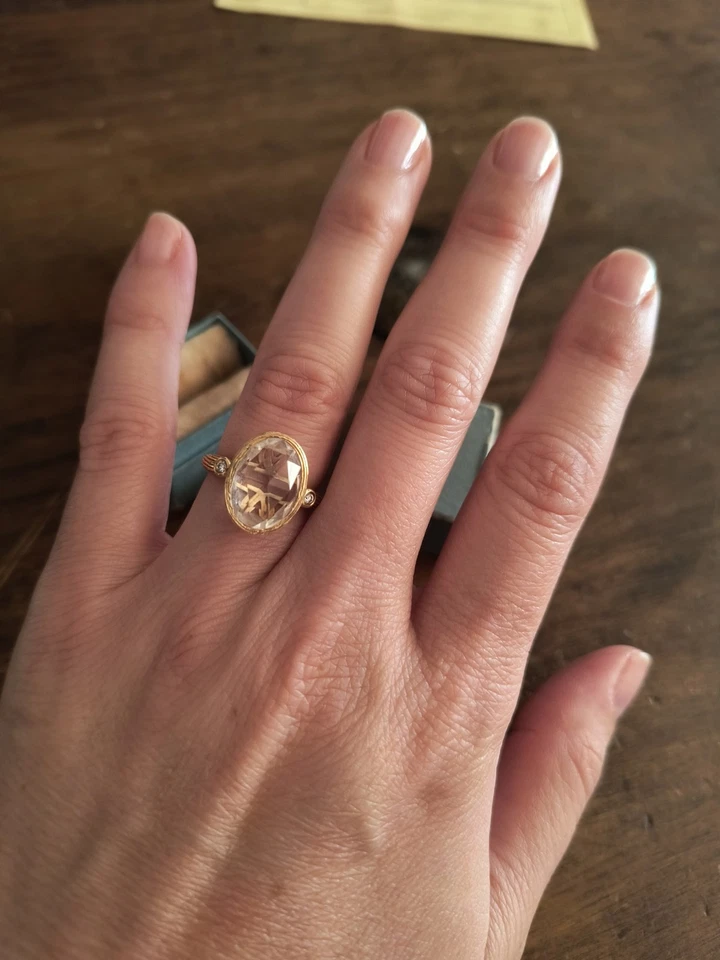 Кольцо с белым топазом и бриллиантами желтое золото 14 карат 3,8 г размер 6 - Изображение 4 из 4