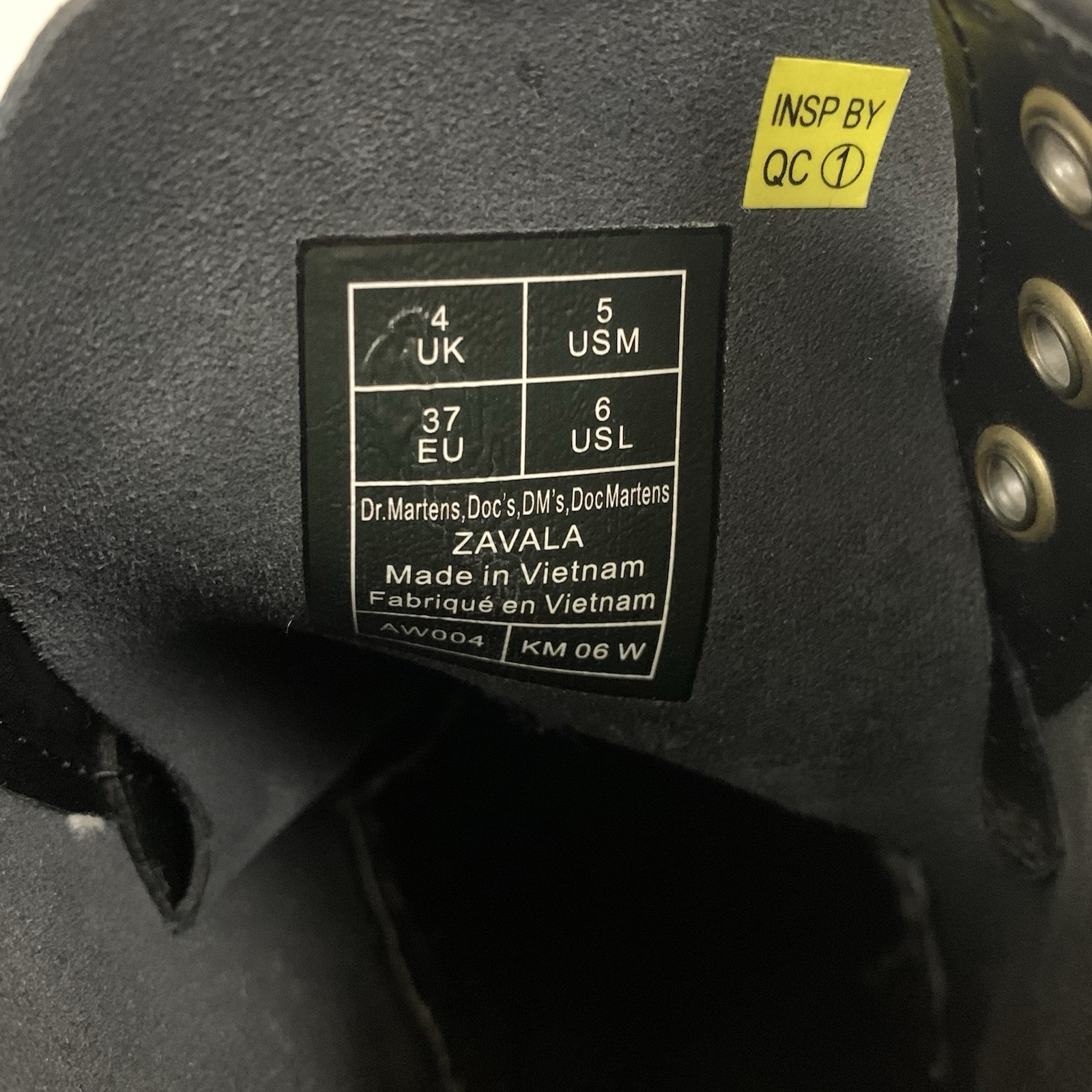 Doc Dr Martens Zavala Womens 6 Mens 5 Black Leather Lace Up Combat Chunky Boots thumbnail 11