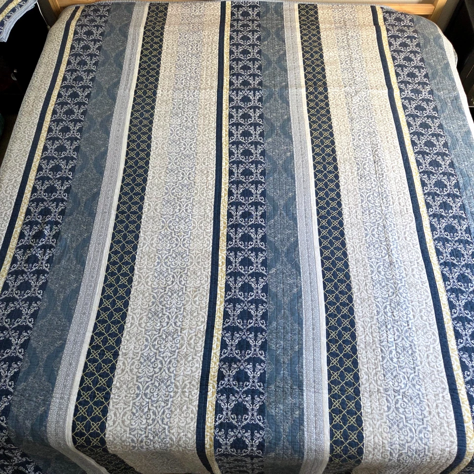 "Edredón y almohada Pem-America azul beige estampado a rayas king/queen 97x100""" Foto 2 de 4