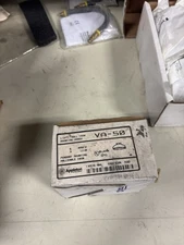 NEW Appleton VA-50 Pendant Mount 1/2" Mall Iron Mounting Hood