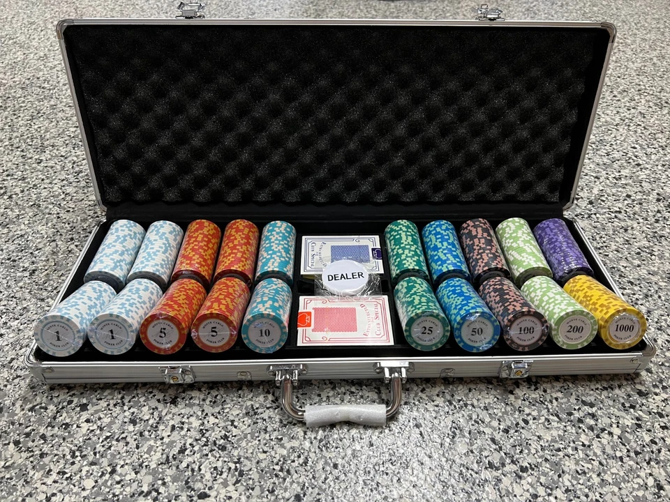 500ct. Monte Carlo Poker Club 14g Clay Chip Set W/Case Chips - Image 2 of 4